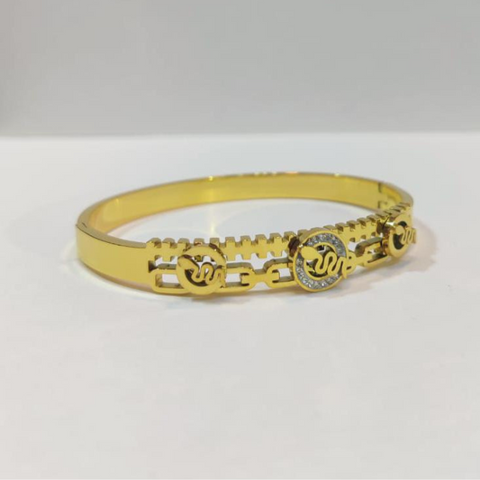 Elevate your style with this stunning Chanel-inspired bracelet